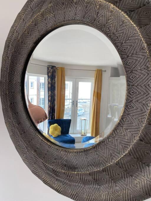 Luxury Modern 1Bed Sea View Apartment Rhôs-on-Sea Exteriér fotografie