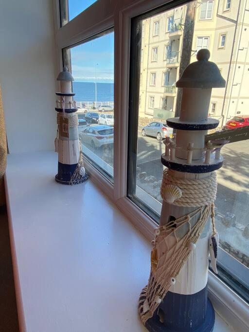 Luxury Modern 1Bed Sea View Apartment Rhôs-on-Sea Exteriér fotografie